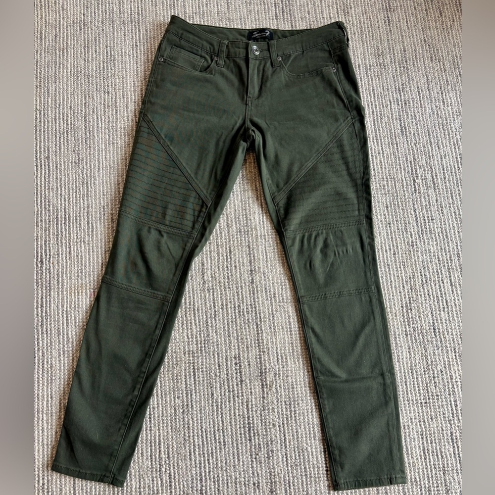 Seven7 Dark Green/Olive Skinny Jeans Size 6